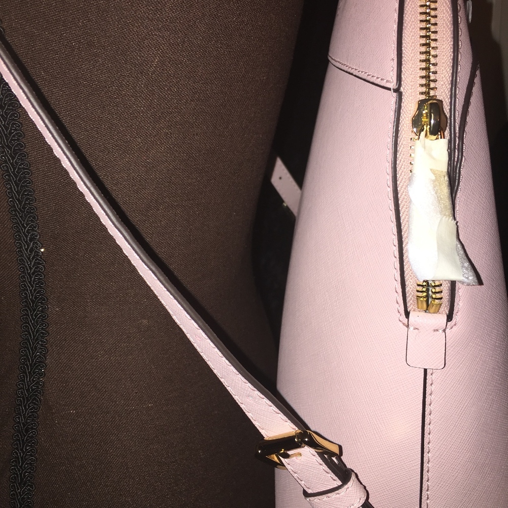 NWT - MICHAEL KORS LEATHER BLOSSOM BACKPACK - Picture 6 of 8